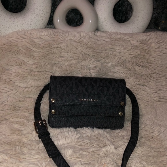 Michael Kors Belt bag - Picture 7 of 7